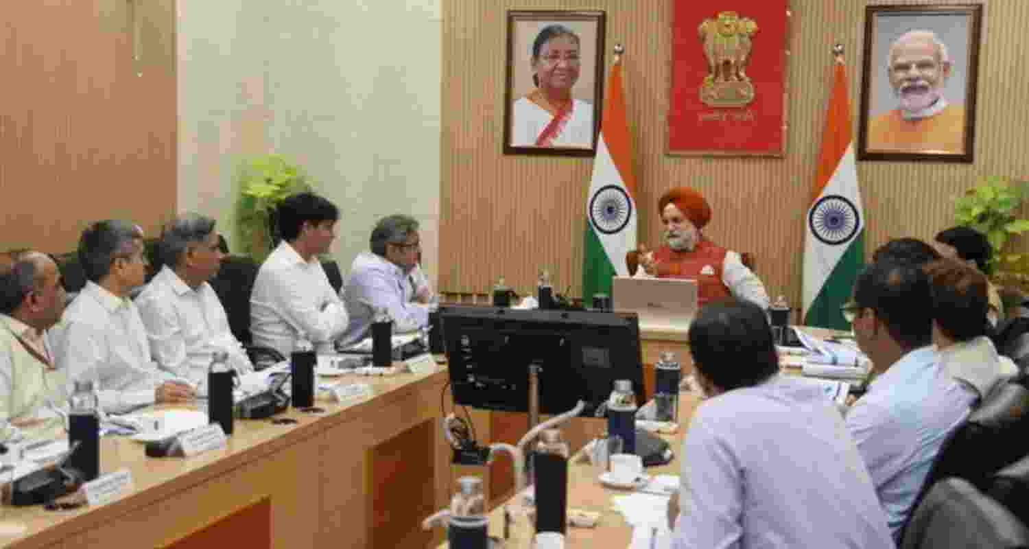 LG directs MCD to rein in illegal constructions across Delhi after Saket building collapse LG directs MCD to rein in illegal constructions across Delhi after Saket building collapse