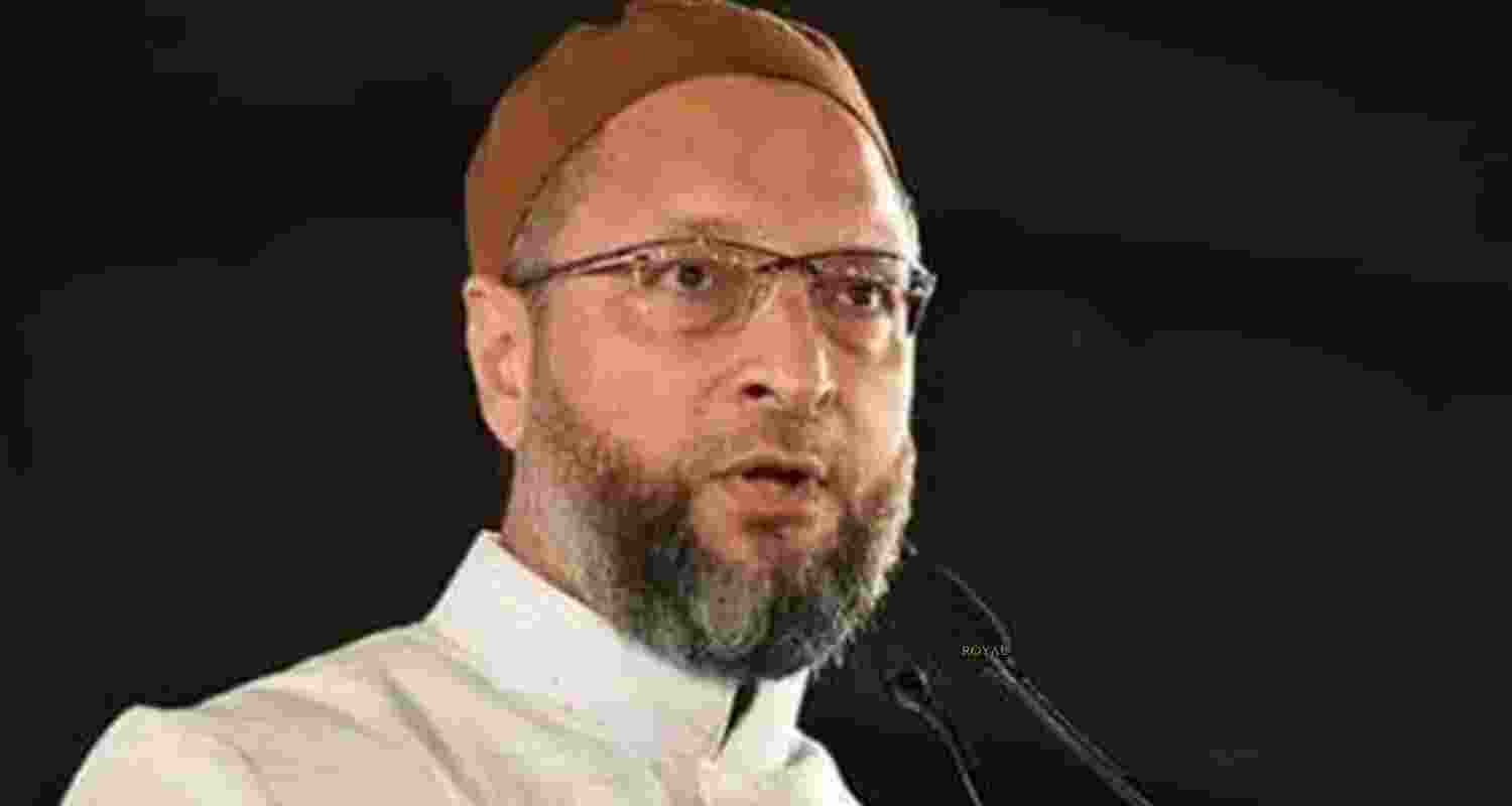 Owaisi slams new Waqf law, hopes for 'justice' from SC Owaisi slams new Waqf law, hopes for 'justice' from SC