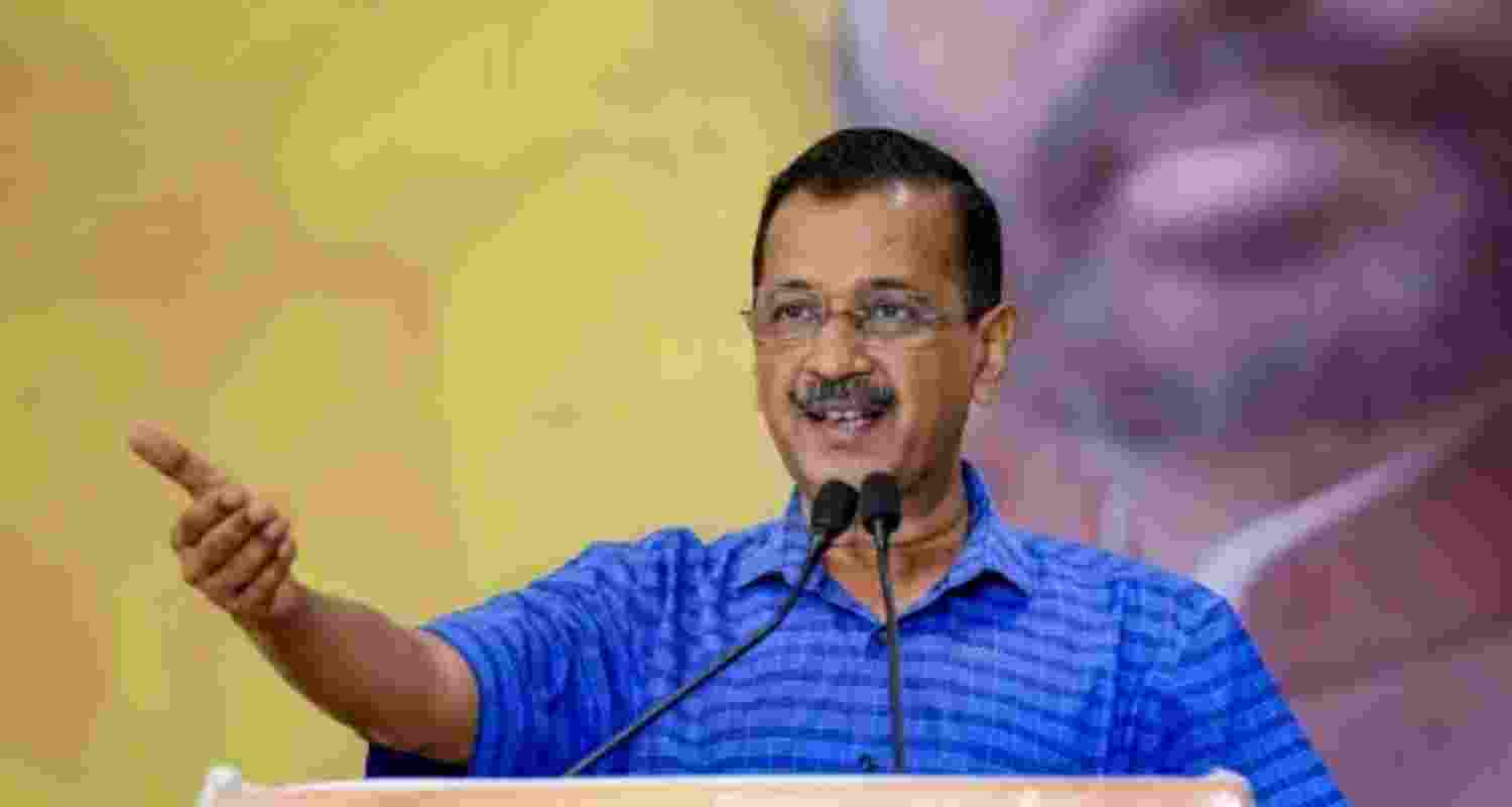 Whipping up demolitions, Kejriwal tells slum dwellers to protest Whipping up demolitions, Kejriwal tells slum dwellers to protest