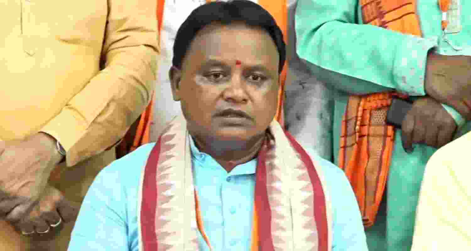 Odisha CM gives ₹5,000 cr to 1 crore women under Subhadra scheme Odisha CM gives ₹5,000 cr to 1 crore women under Subhadra scheme