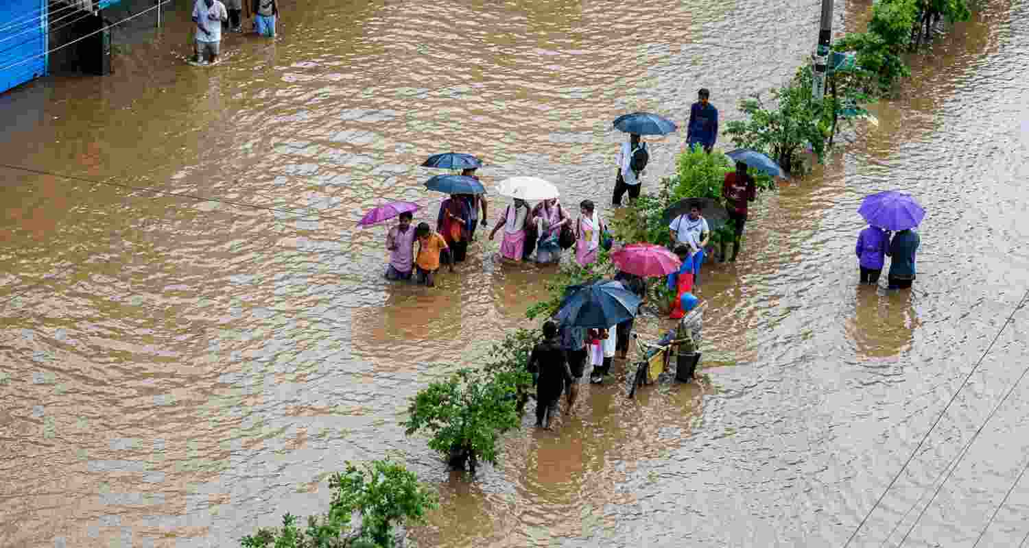 IMD issued a red alert for six Odisha districts, warning of extremely heavy rain, flash floods, landslides and rough sea conditions. IMD issued a red alert for six Odisha districts, warning of extremely heavy rain, flash floods, landslides and rough sea conditions.