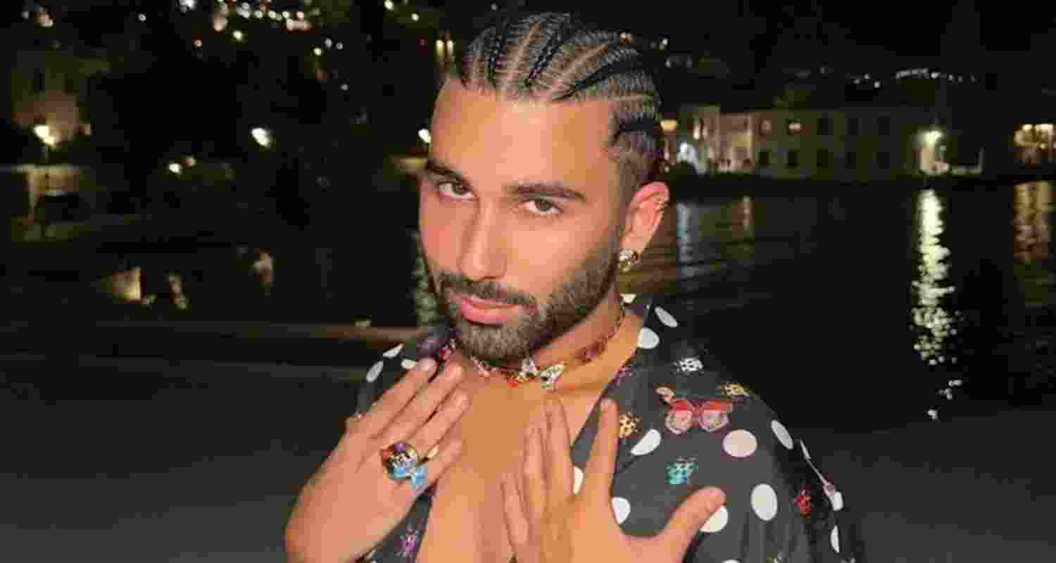 The influencer, who turned 30 on August 2, captioned his post as "Koi rishta bhejo". The influencer, who turned 30 on August 2, captioned his post as "Koi rishta bhejo".