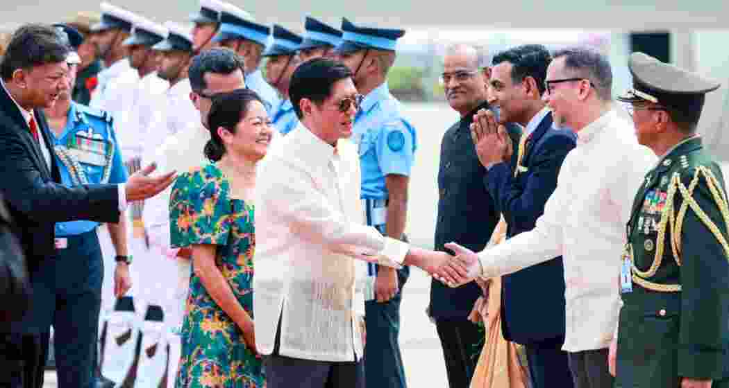 Philippine President Ferdinand Marcos Jr receives a ceremonial welcome upon his arrival in New Delhi. Philippine President Ferdinand Marcos Jr receives a ceremonial welcome upon his arrival in New Delhi.