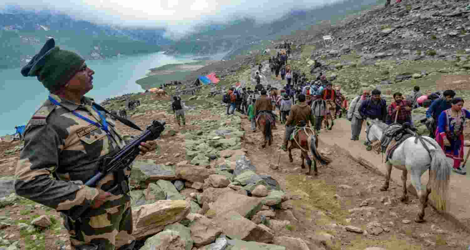 The fourth batch of 6,721 Amarnath Yatra pilgrims left Jammu's Bhagwati Nagar base camp for Baltal and Pahalgam under tight security arrangements. The fourth batch of 6,721 Amarnath Yatra pilgrims left Jammu's Bhagwati Nagar base camp for Baltal and Pahalgam under tight security arrangements.