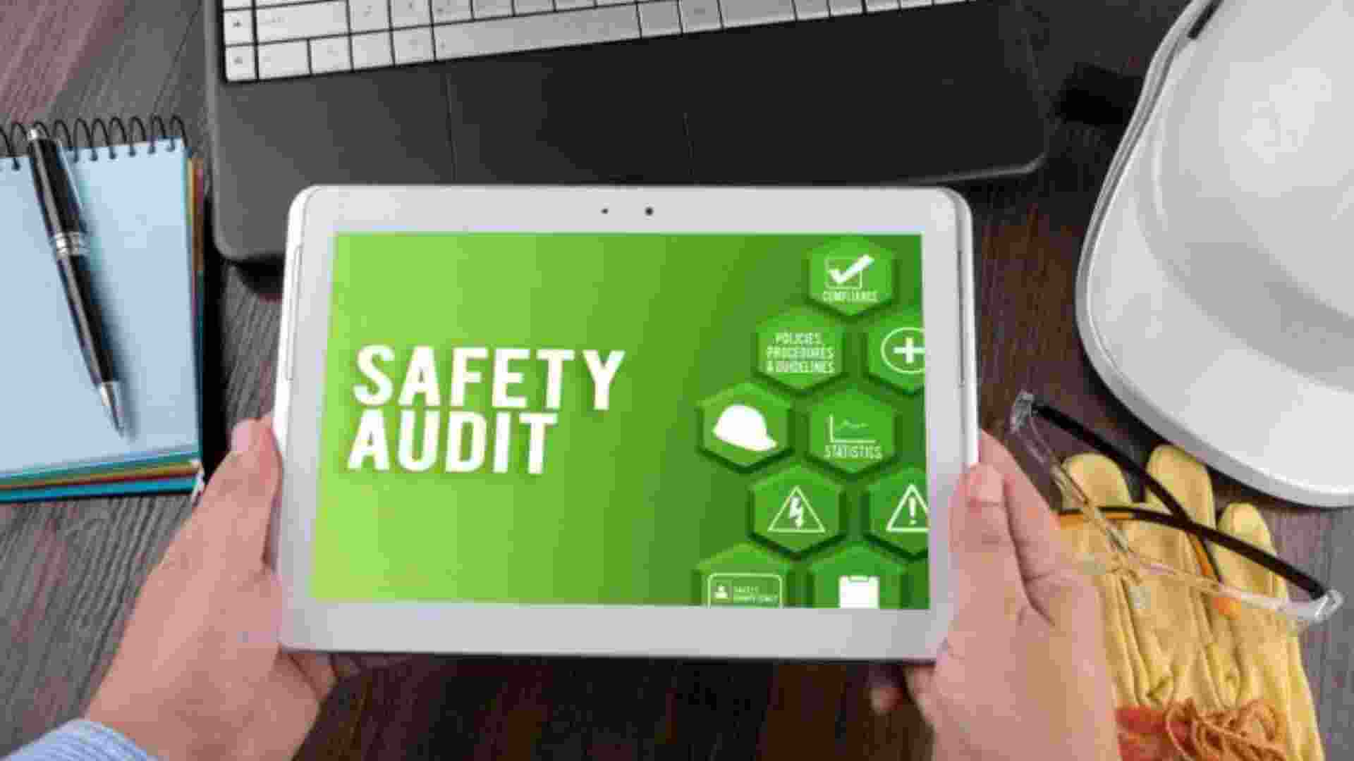 Safety audit of buildings ordered, schools remain shut in Jammu Safety audit of buildings ordered, schools remain shut in Jammu