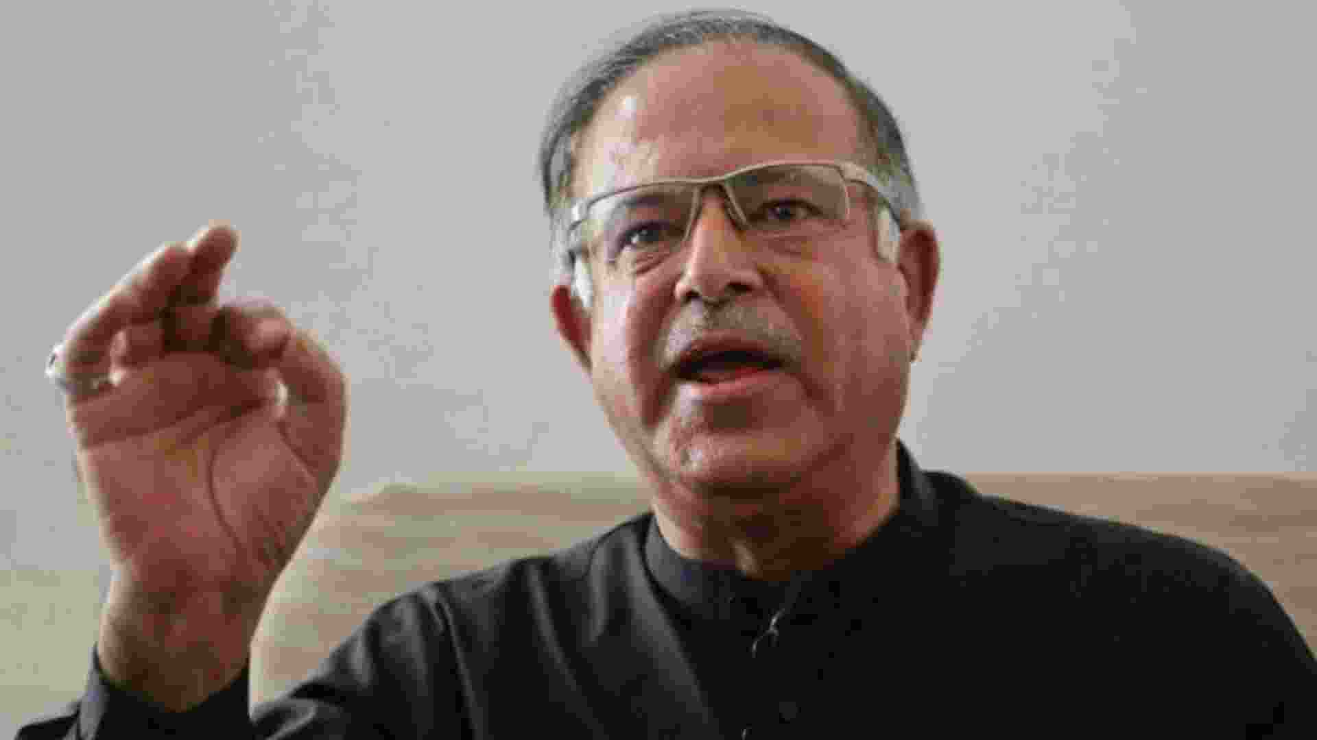 J&K Cong decries 'dual control' , says chaos prevails in UT J&K Cong decries 'dual control' , says chaos prevails in UT