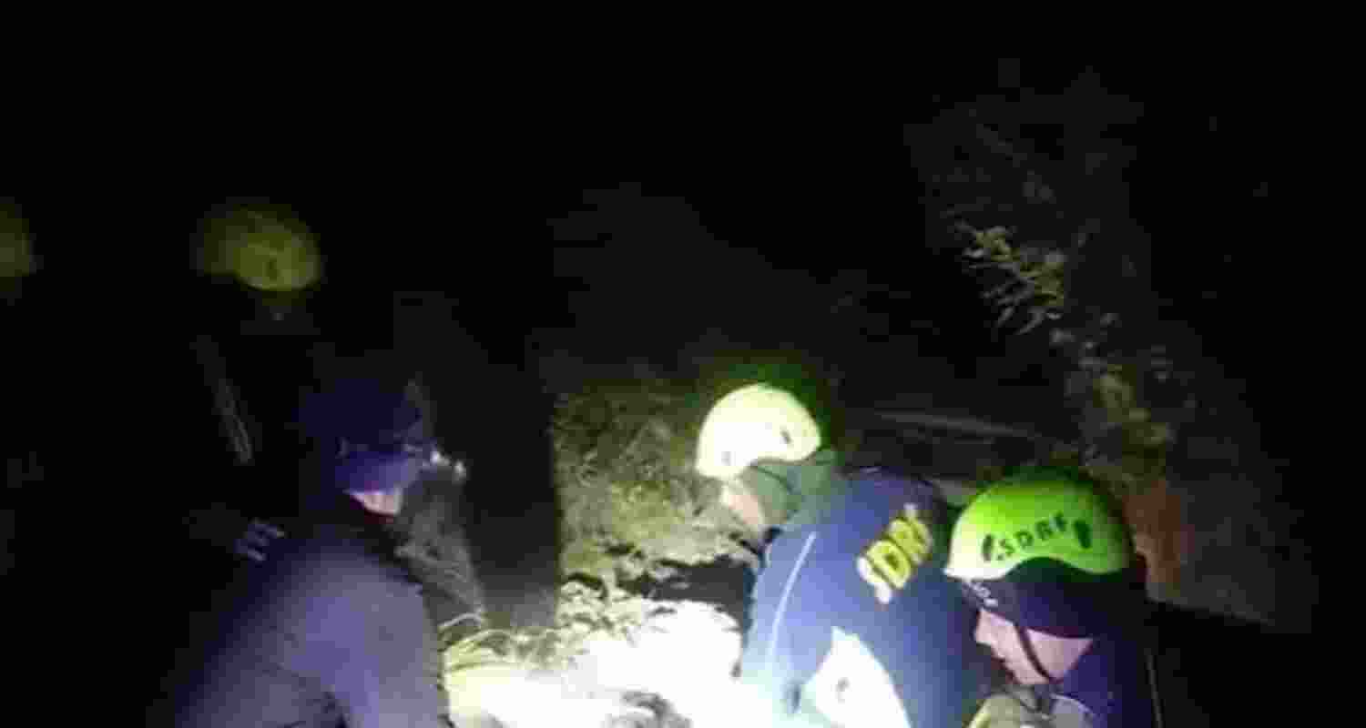 Police and SDRF teams carry out the rescue operation at the accident site in Uttarakhand. Police and SDRF teams carry out the rescue operation at the accident site in Uttarakhand.