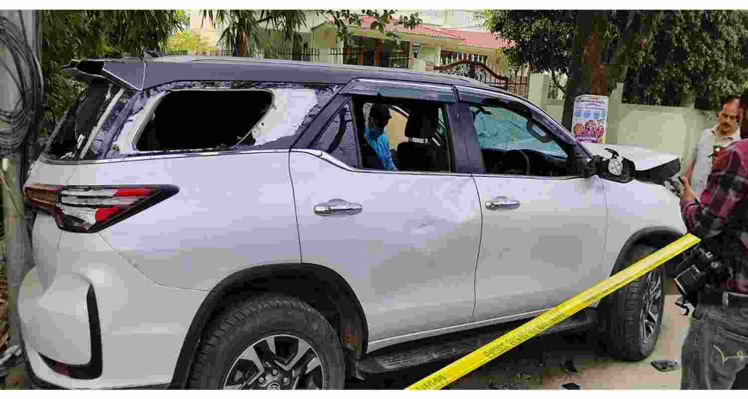 Police cordon off the area and investigation is underway. Police cordon off the area and investigation is underway.