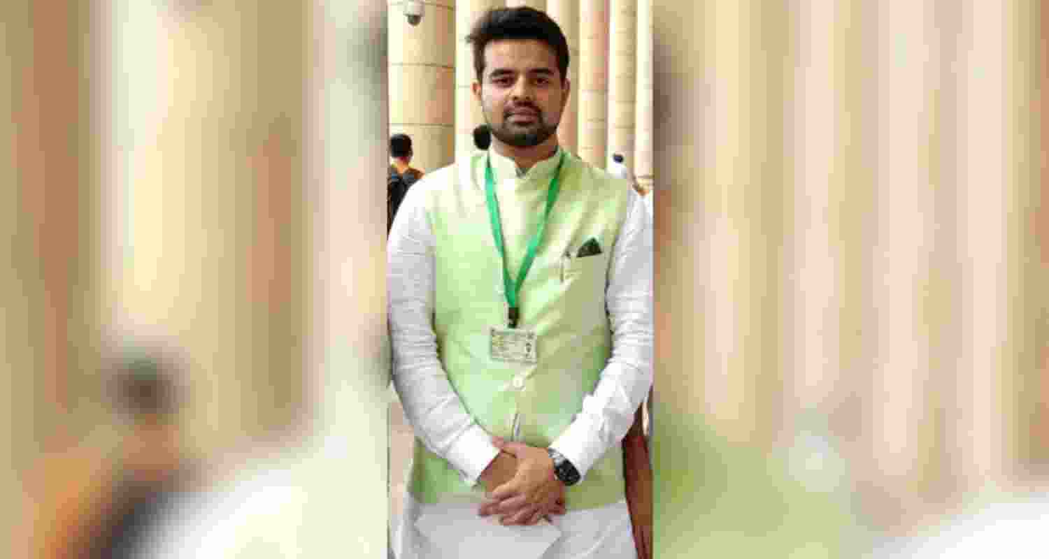 Hassan MP Prajwal Revanna. Hassan MP Prajwal Revanna.