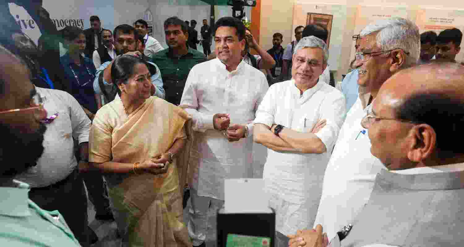 Union Ministers Ashwini Vaishnaw, Gajendra Singh Shekhawat, Delhi LG VK Saxena, Chief Minister Rekha Gupta and cabinet minister Kapil Mishra during an event to mark the 50th anniversary of the Emergency imposed in 1975 by then prime minister Indira Gandhi, in New Delhi, Wednesday. Union Ministers Ashwini Vaishnaw, Gajendra Singh Shekhawat, Delhi LG VK Saxena, Chief Minister Rekha Gupta and cabinet minister Kapil Mishra during an event to mark the 50th anniversary of the Emergency imposed in 1975 by then prime minister Indira Gandhi, in New Delhi, Wednesday.