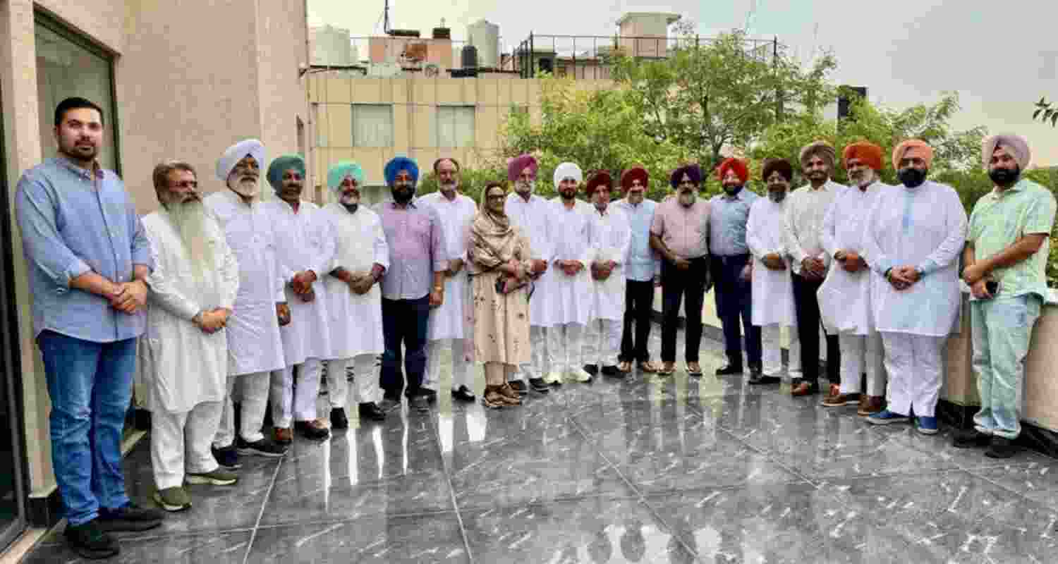 Punjab Congress leaders pose for a group photograph after a meeting in Mohali on Monday. Punjab Congress leaders pose for a group photograph after a meeting in Mohali on Monday.