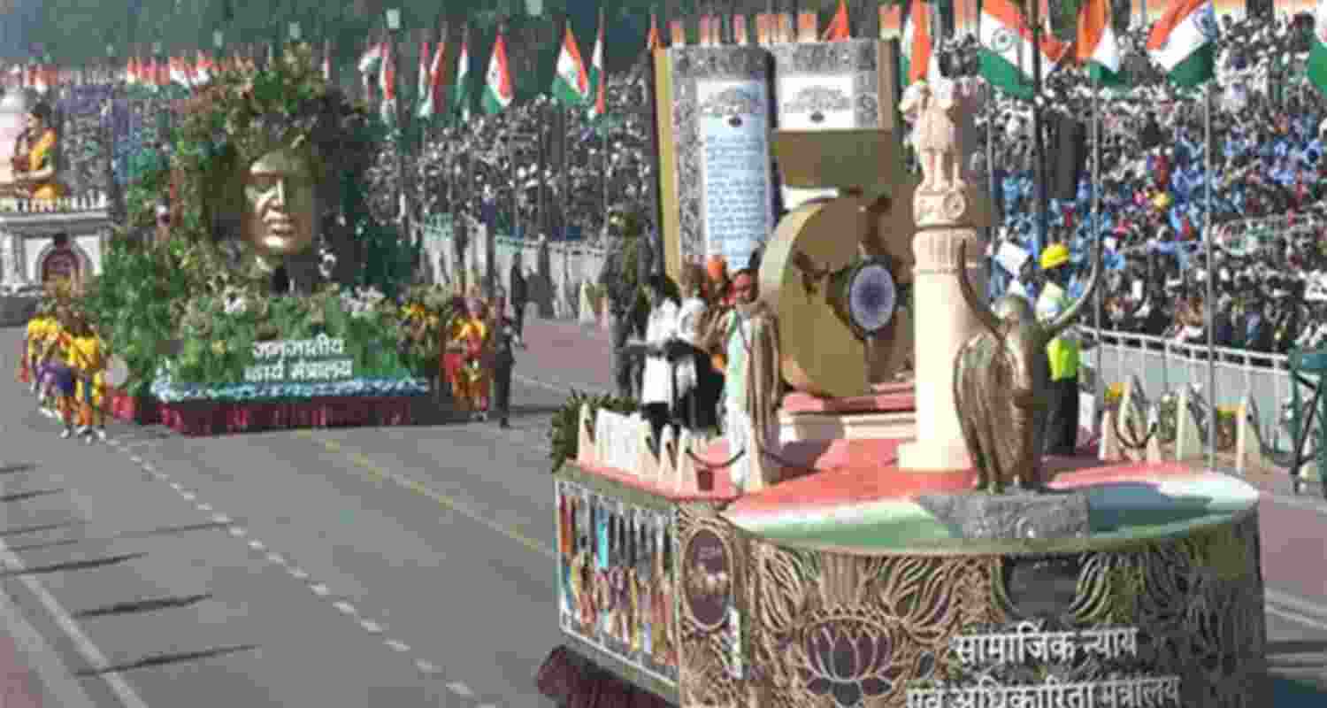 'Vande Matram' theme on R-Day, 30 tableaux to roll down in parade 'Vande Matram' theme on R-Day, 30 tableaux to roll down in parade