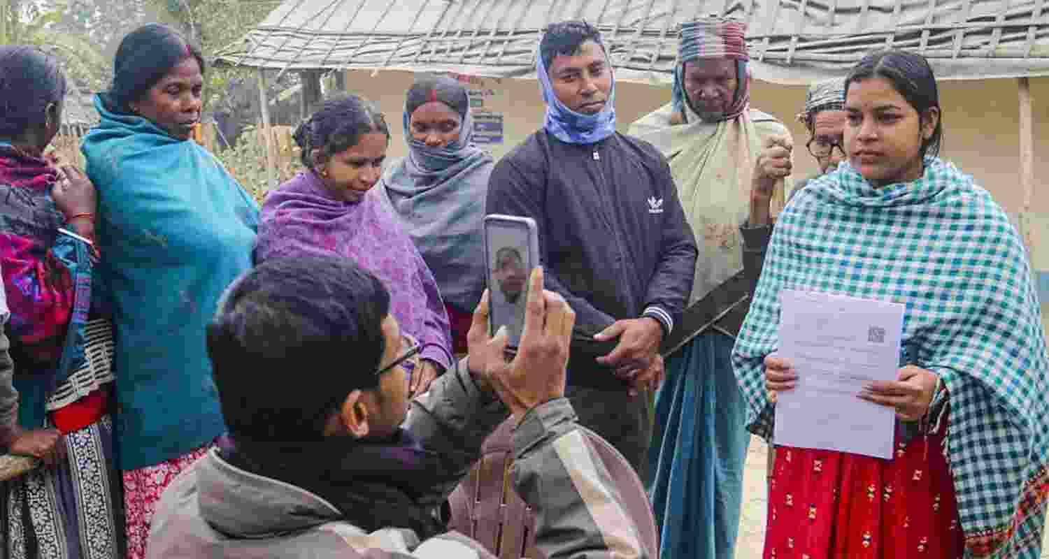 SC orders ECI to publish 1.25-cr names having discrepancies in WB SC orders ECI to publish 1.25-cr names having discrepancies in WB