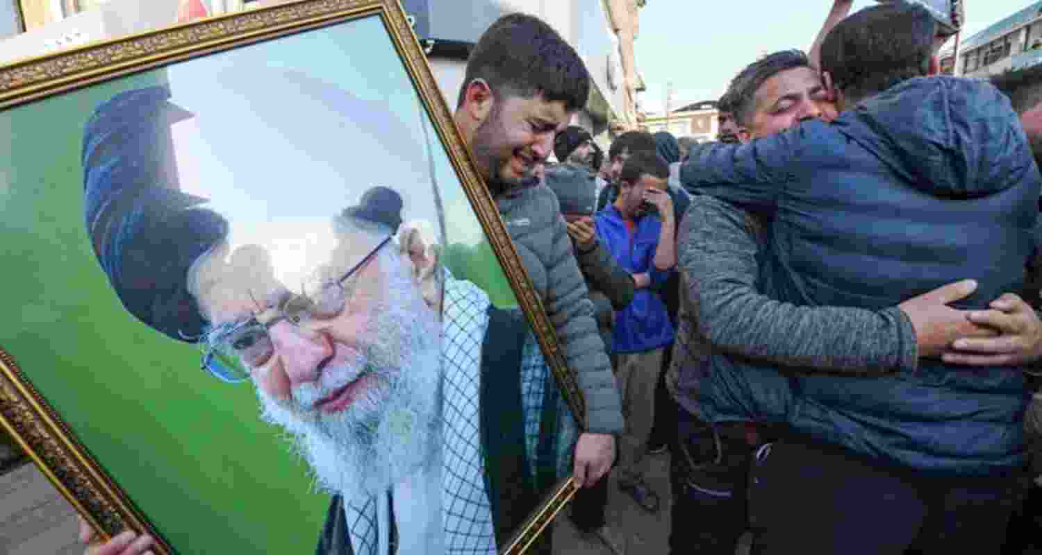 J&K LG chairs high level security review meet, appeals for peace J&K LG chairs high level security review meet, appeals for peace