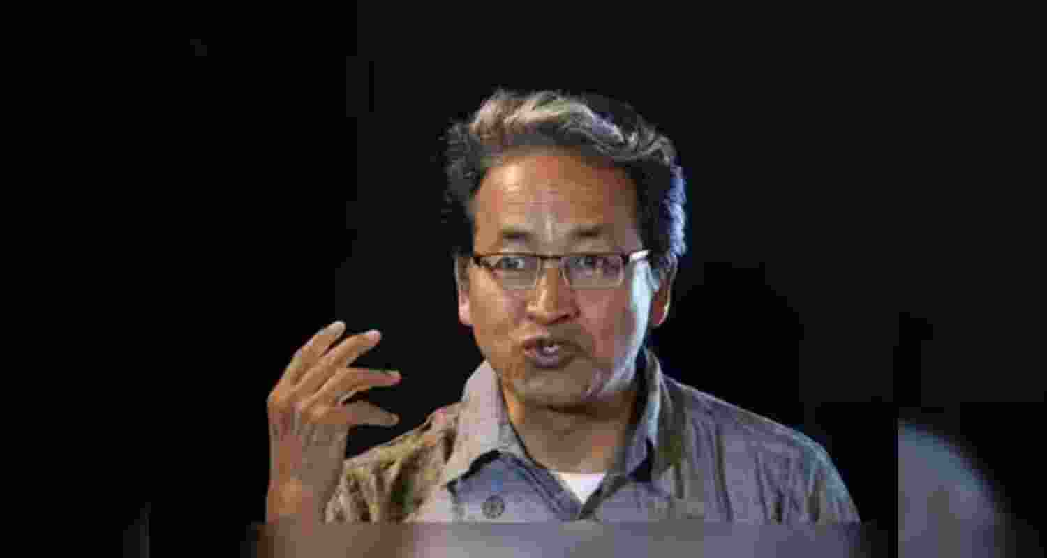 Leaders from Ladakh welcome Sonam Wangchuk's release Leaders from Ladakh welcome Sonam Wangchuk's release