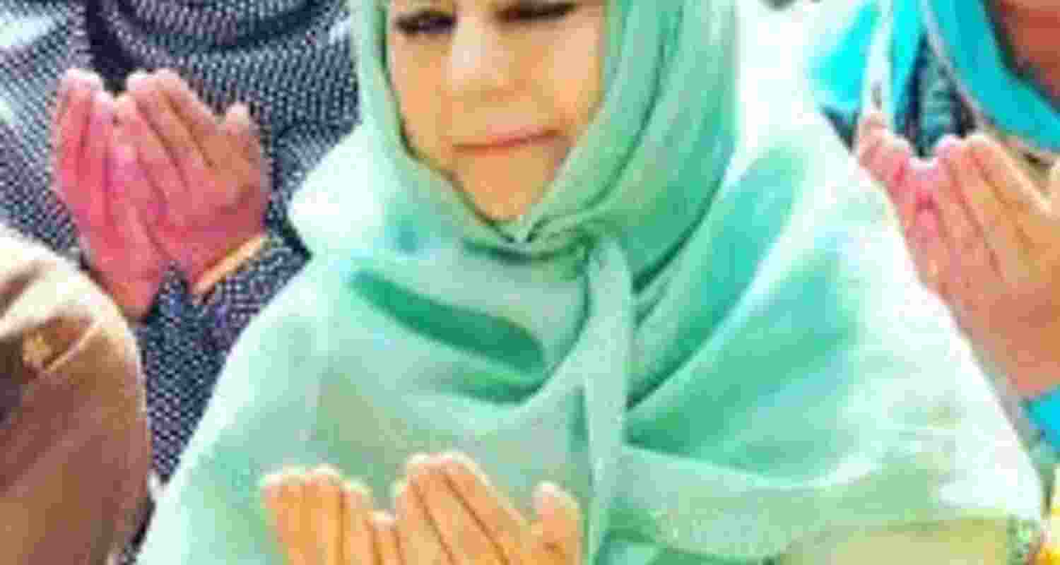 Mehbooba Mufti urges special prayers for Iran, Palestine on Eid Mehbooba Mufti urges special prayers for Iran, Palestine on Eid