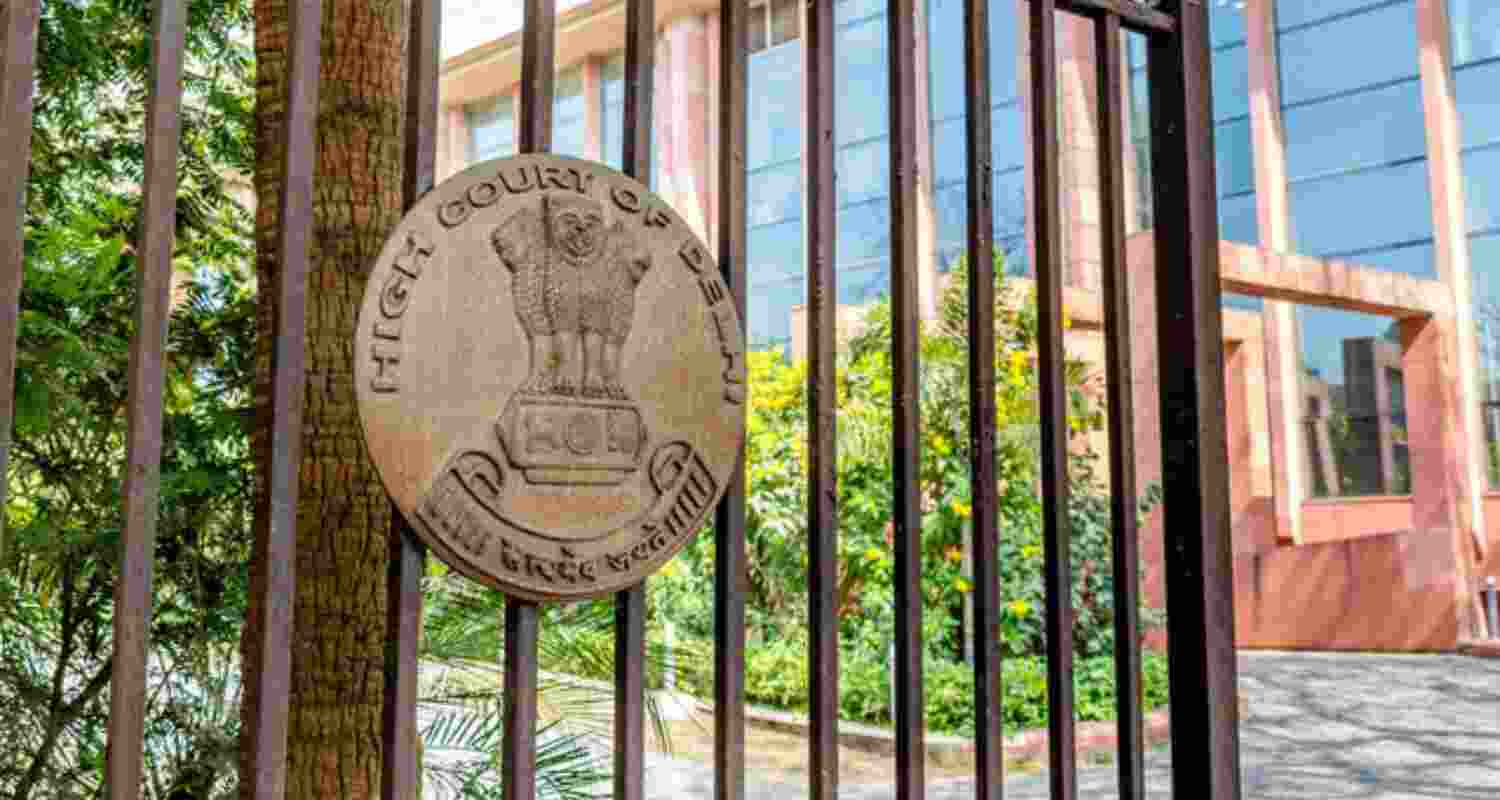 Delhi HC quashes suspension order of DU College principal Delhi HC quashes suspension order of DU College principal