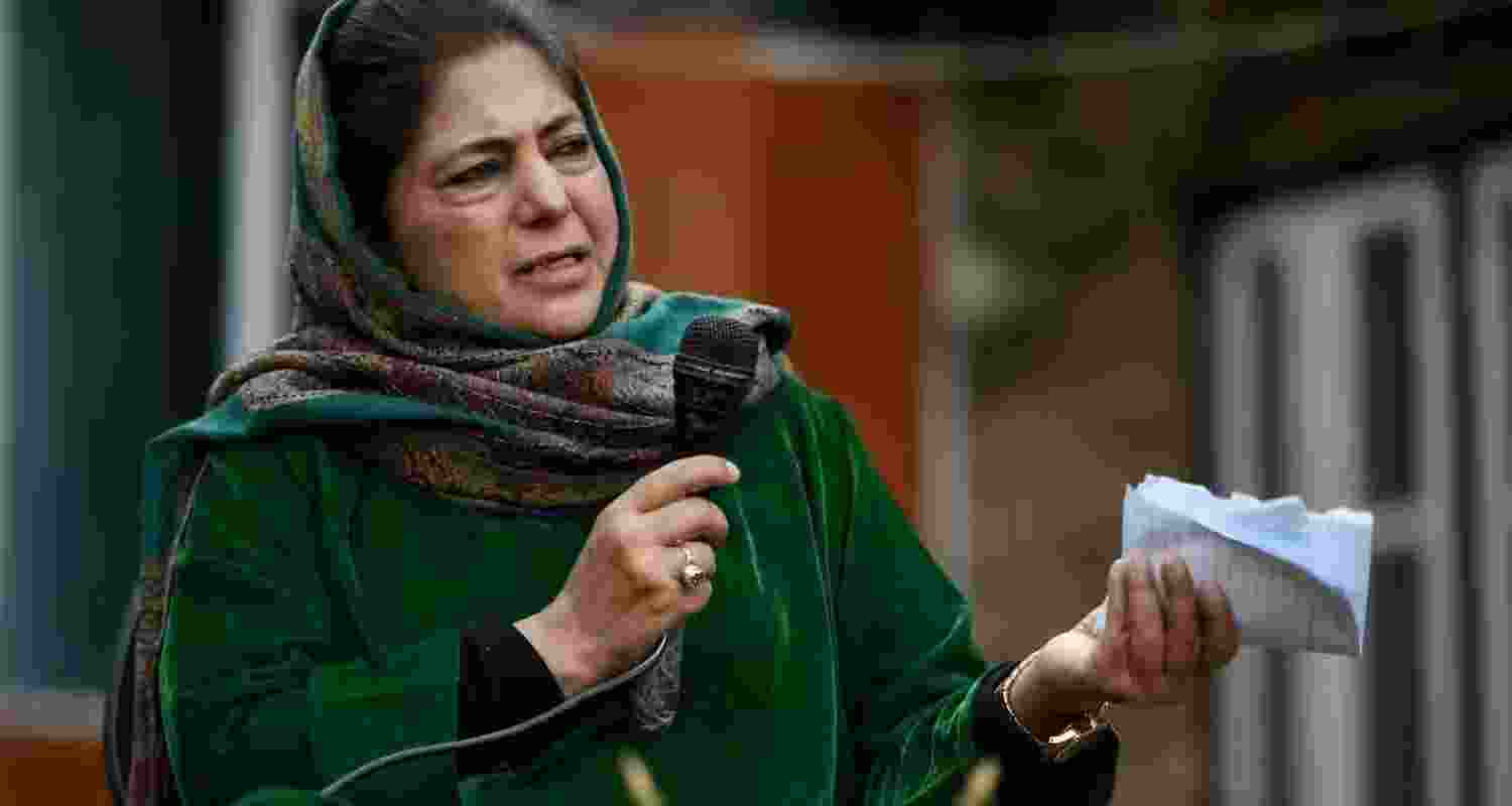 Mehbooba bats for Indo-Pak dialogue, claims secret talks going on Mehbooba bats for Indo-Pak dialogue, claims secret talks going on
