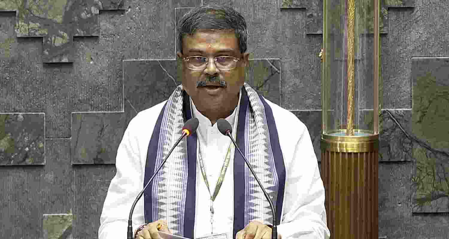 NEET re-test: Centre seeks states' cooperation for smooth conduct NEET re-test: Centre seeks states' cooperation for smooth conduct
