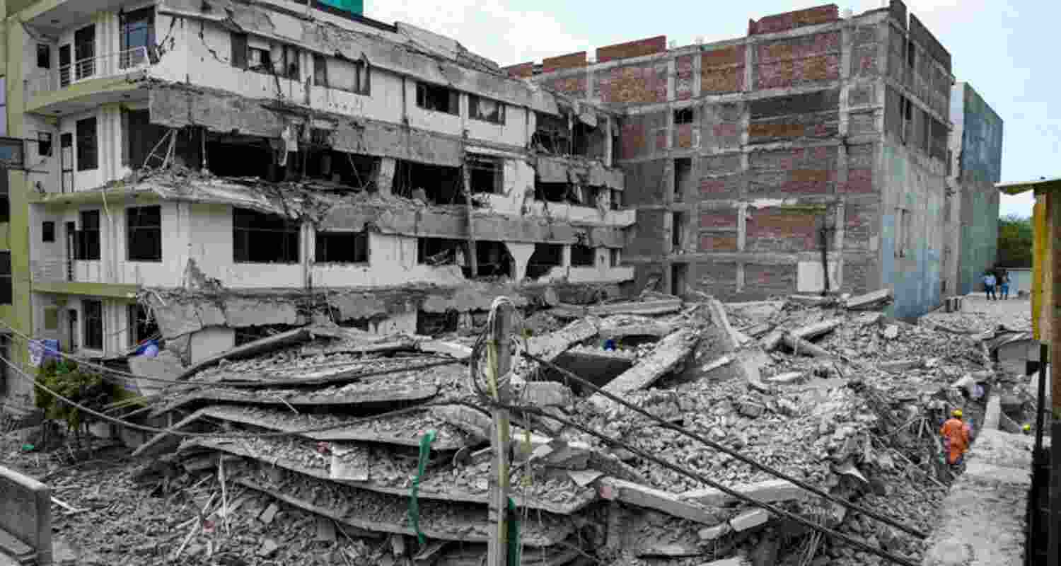 Saket building collapse: owner arrested, MCD crackdown continues Saket building collapse: owner arrested, MCD crackdown continues