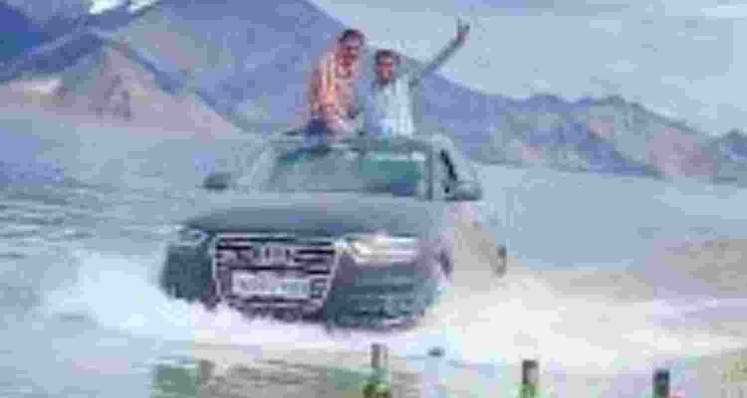 Hefty penalties on tourists for violations around Pangong lake Hefty penalties on tourists for violations around Pangong lake