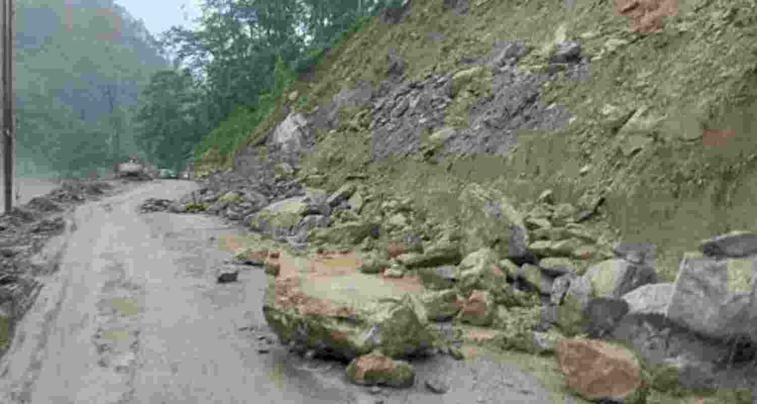 NHAI clears massive boulders by precision blasting on J&K Highway NHAI clears massive boulders by precision blasting on J&K Highway