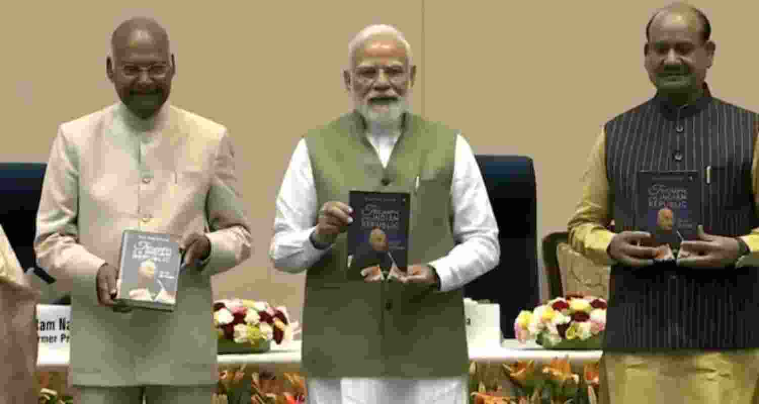 Former President Kovind's autobiography released Former President Kovind's autobiography released