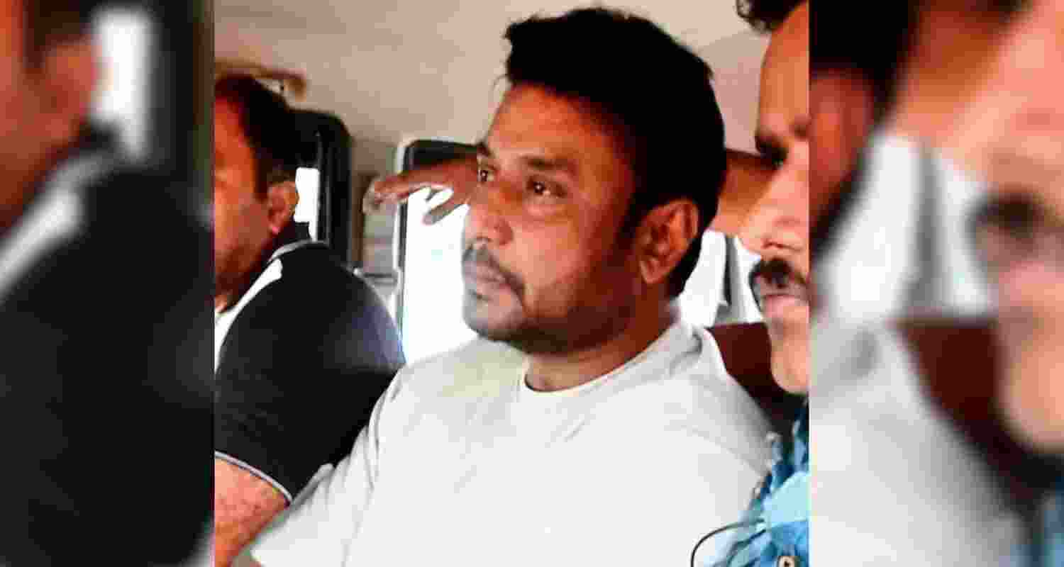 Renukaswamy murder case: 39 injuries, broken chest bone, reveal autopsy
Renukaswamy murder case: 39 injuries, broken chest bone, reveal autopsy