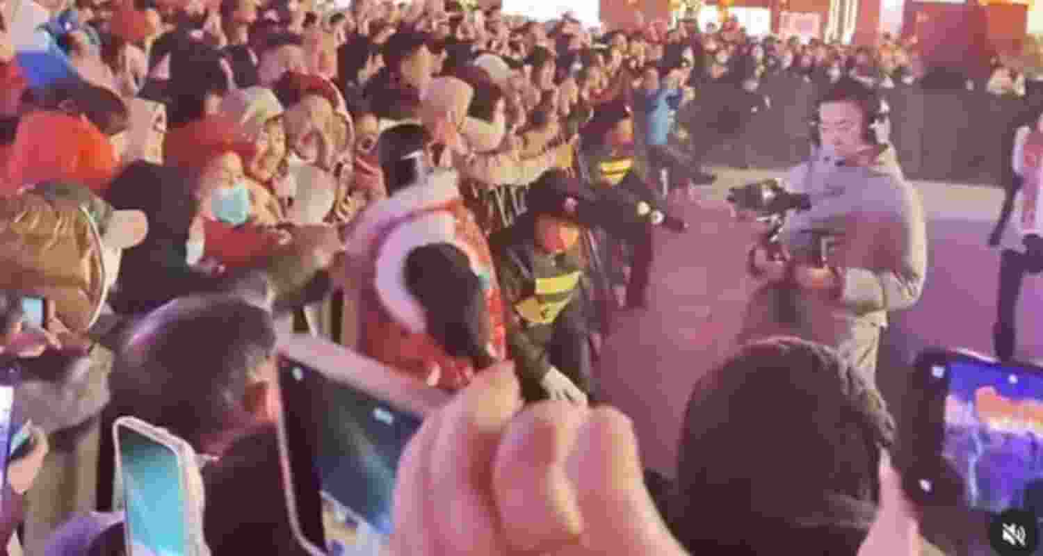 AI Robot attacks crowd at China festival, internet reacts AI Robot attacks crowd at China festival, internet reacts