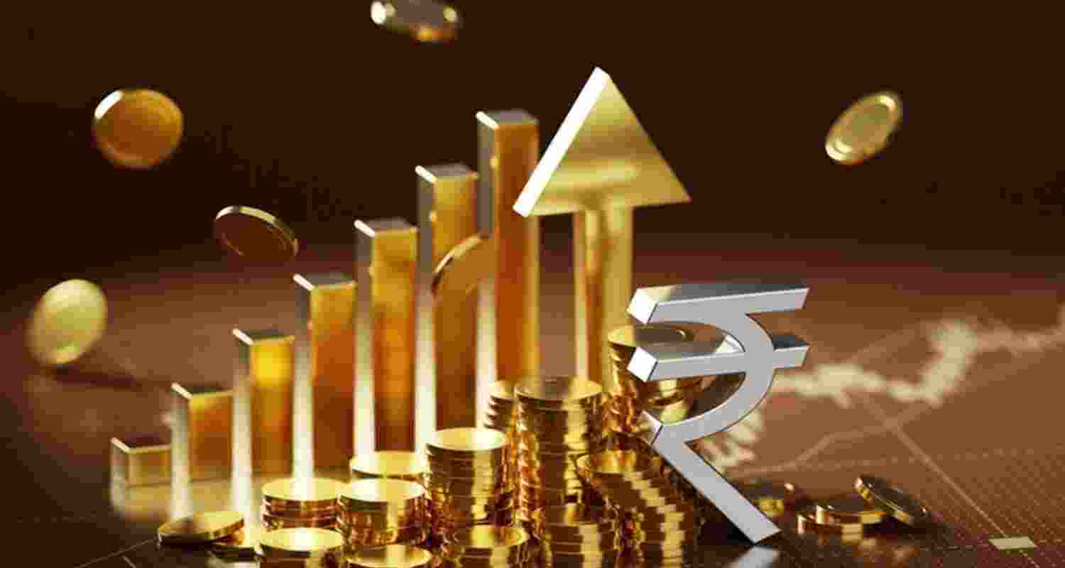 Rupee gains 47 paise, closes at 94.71 per US dollar Rupee gains 47 paise, closes at 94.71 per US dollar