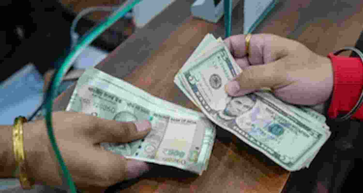 Rupee rises 3 paise to 94.97 against US dollar in early trade Rupee rises 3 paise to 94.97 against US dollar in early trade
