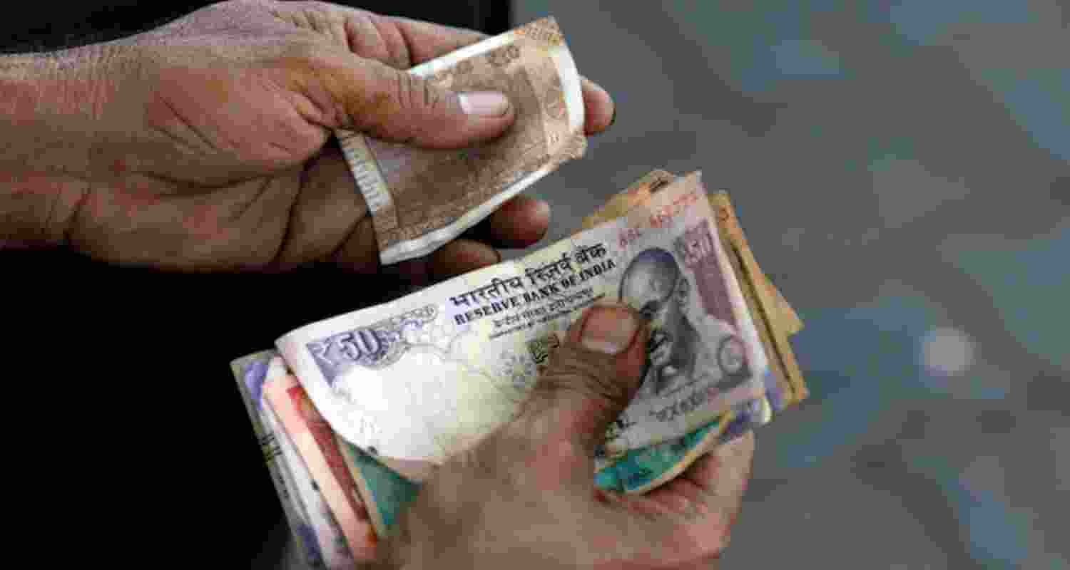 Rupee rises 5 paise to 94.53 against US dollar in early trade Rupee rises 5 paise to 94.53 against US dollar in early trade