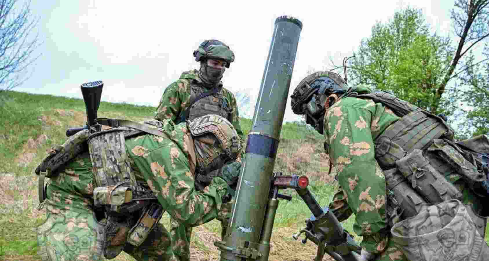 According to reports, nearly one-third of the 120,343 deaths were volunteers who signed a contract after the war began. According to reports, nearly one-third of the 120,343 deaths were volunteers who signed a contract after the war began.