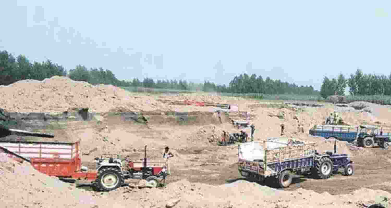 Punjab Min: 3 FIRs filed against illegal mining in Rupnagar Punjab Min: 3 FIRs filed against illegal mining in Rupnagar