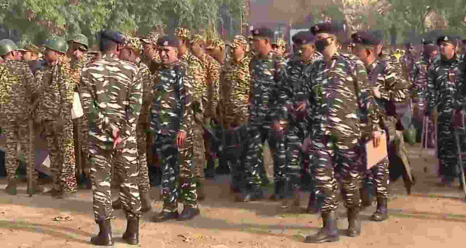 Madhya Pradesh Special Armed Force personnel dies on poll duty. Madhya Pradesh Special Armed Force personnel dies on poll duty.