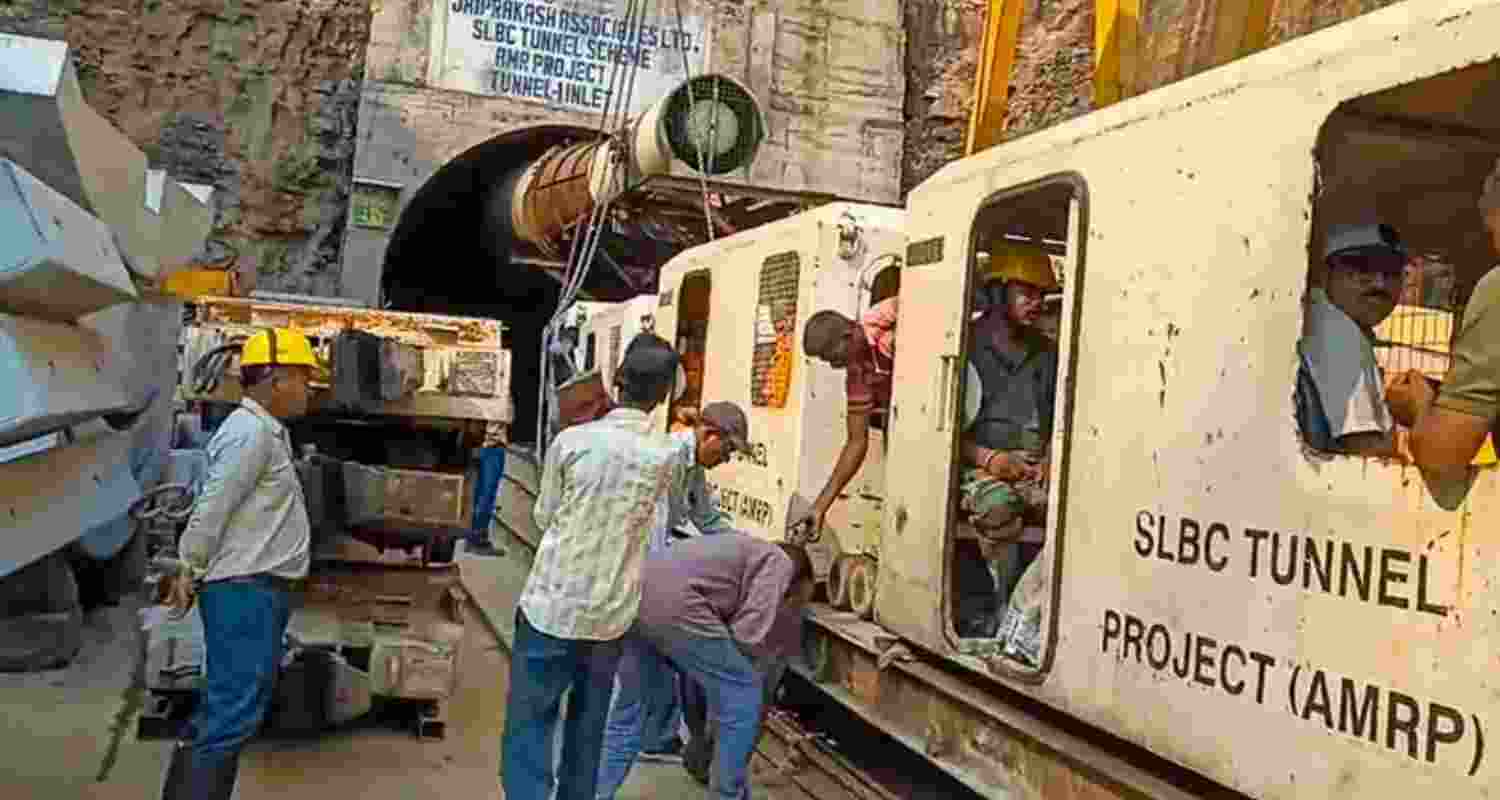 T'gana mishap: SLBC tunnel conveyor belt fixed, aiding rescue work T'gana mishap: SLBC tunnel conveyor belt fixed, aiding rescue work