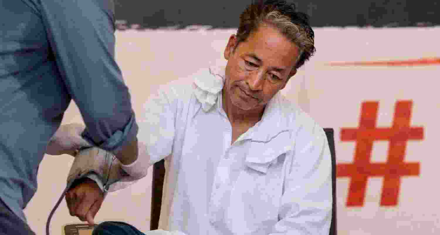 A PIL in the Delhi High Court seeks urgent medical treatment for Sonam Wangchuk, citing his deteriorating health during an indefinite hunger strike. A PIL in the Delhi High Court seeks urgent medical treatment for Sonam Wangchuk, citing his deteriorating health during an indefinite hunger strike.