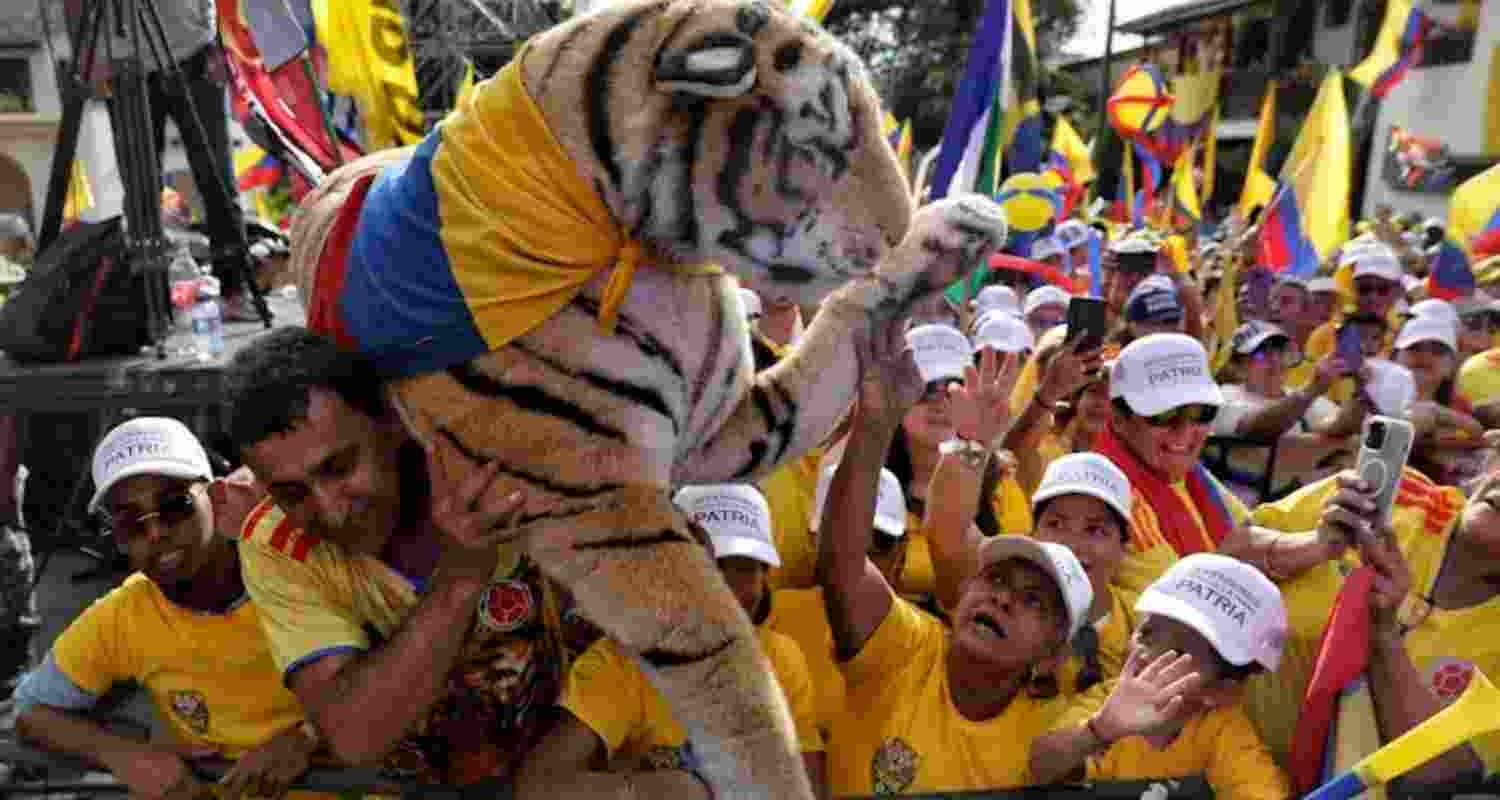 Supporters gather at a campaign event for Colombian presidential candidate Abelardo de la Espriella in Buga. Supporters gather at a campaign event for Colombian presidential candidate Abelardo de la Espriella in Buga.