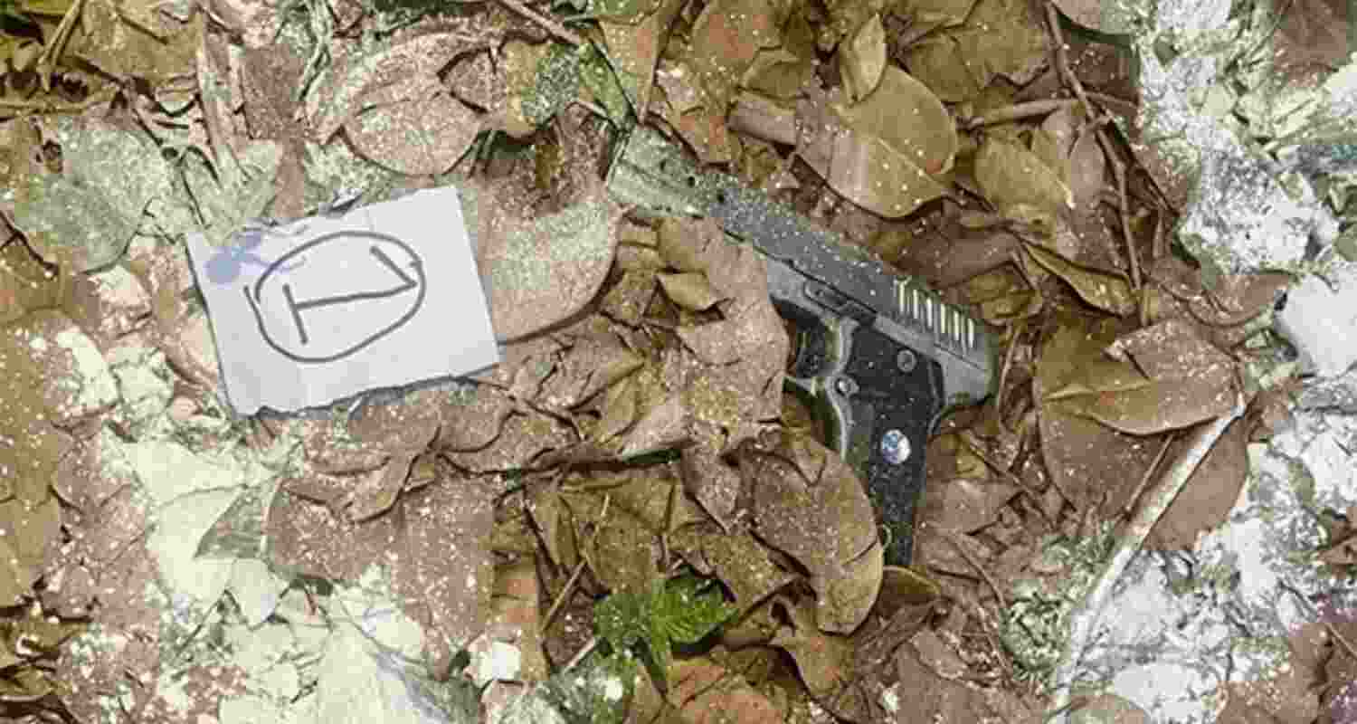 The police recovered a 30-bore pistol from the group. The police recovered a 30-bore pistol from the group.