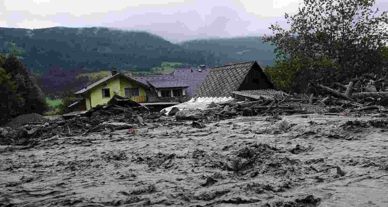 The Weather Department has said there would be no respite from the rain this week. A yellow alert has been issued for the next two days, followed by an orange alert for heavy rain until September. The Weather Department has said there would be no respite from the rain this week. A yellow alert has been issued for the next two days, followed by an orange alert for heavy rain until September.