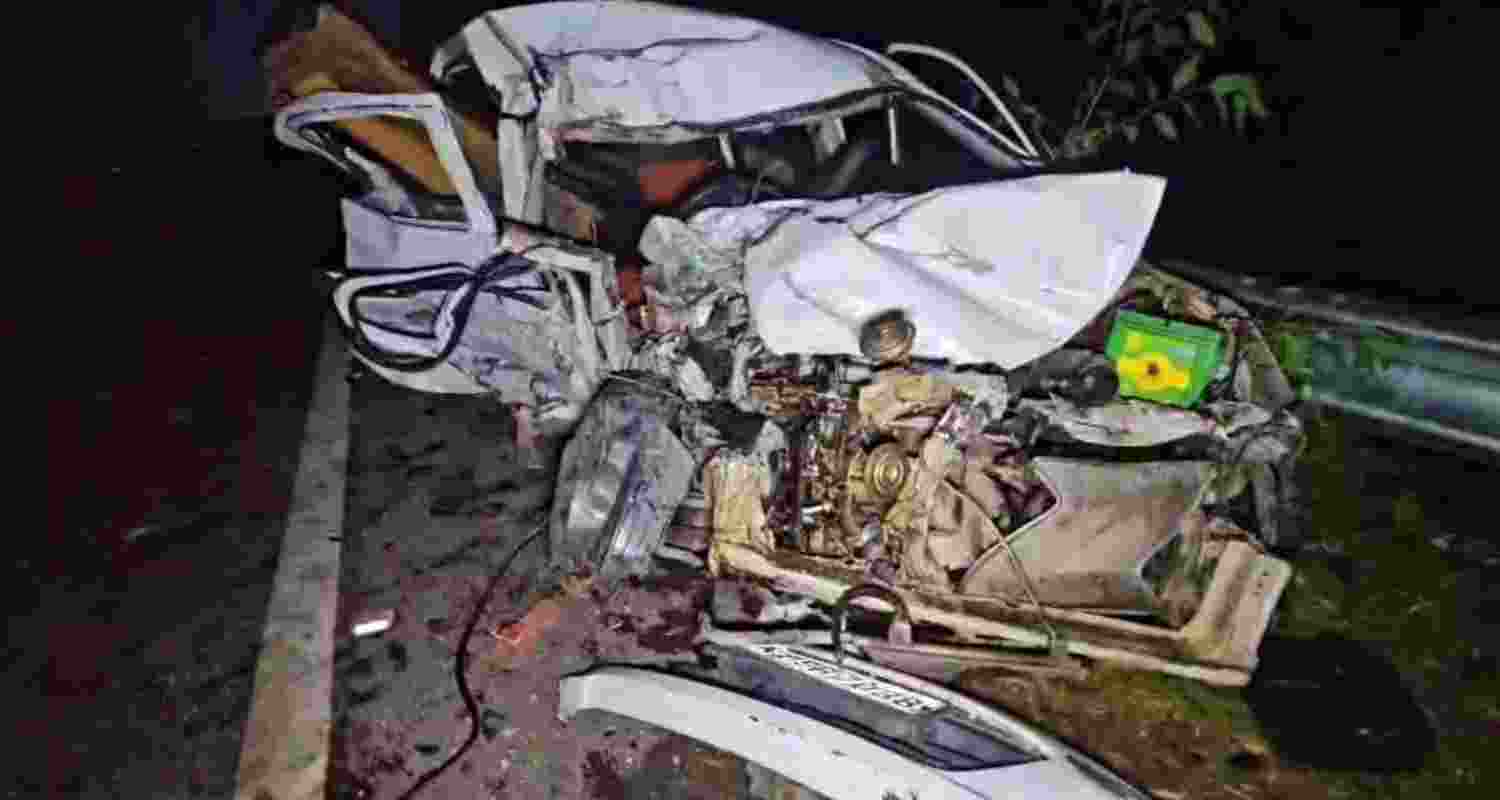 Three people were killed and two others sustained serious injuries in a tragic road accident near Bel Baba Mandir on Rampur Road in the Haldwani Kotwali area of Nainital district.. Three people were killed and two others sustained serious injuries in a tragic road accident near Bel Baba Mandir on Rampur Road in the Haldwani Kotwali area of Nainital district..
