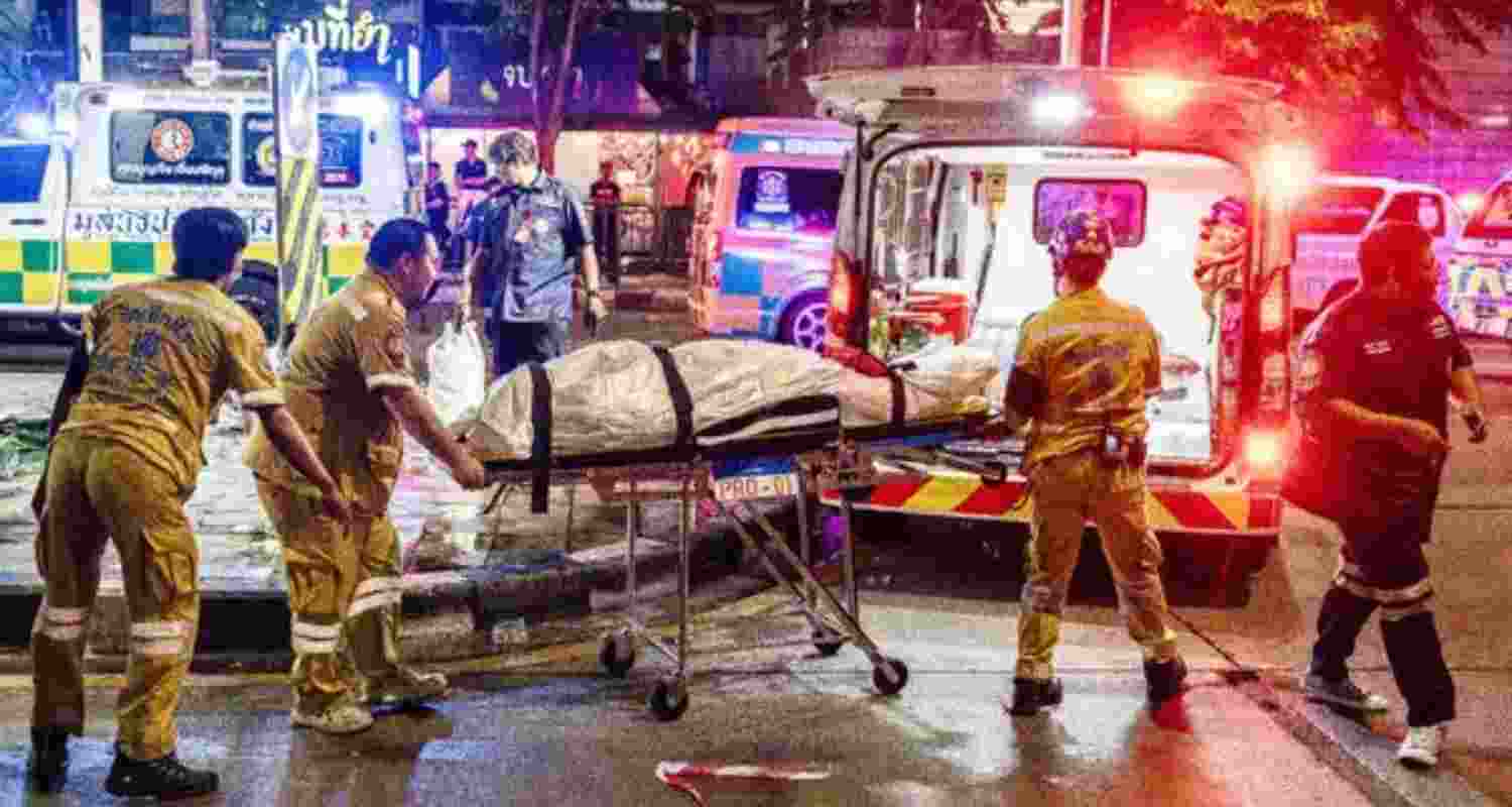 The blaze broke out shortly before midnight on Sunday at Rong Beer Na Lat Phrao, a single-storey live music pub in Bangkok's northern Chatuchak district. The blaze broke out shortly before midnight on Sunday at Rong Beer Na Lat Phrao, a single-storey live music pub in Bangkok's northern Chatuchak district.