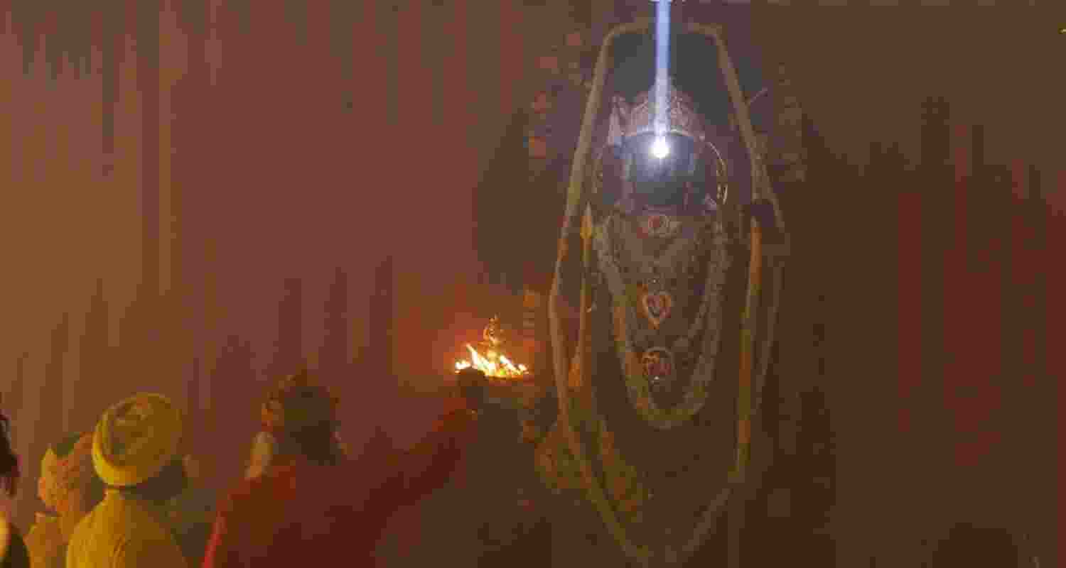 The Ayodhya 'Ram Lalla' gets illuminated by the Sun on 'Ram Navami'. Image X. The Ayodhya 'Ram Lalla' gets illuminated by the Sun on 'Ram Navami'. Image X.