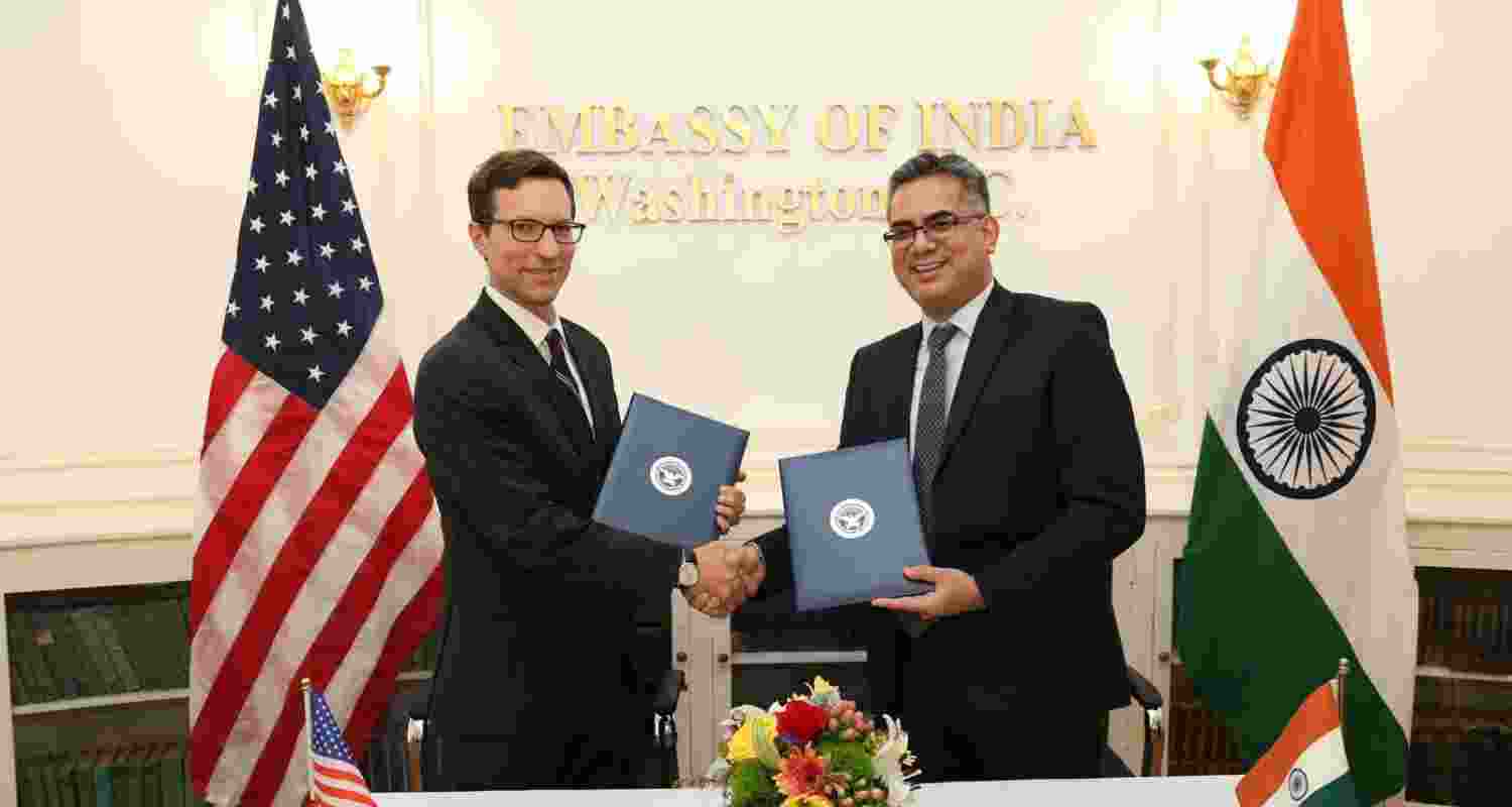 SOSA Agreement Signed Enhancing India-US Defence Links. SOSA Agreement Signed Enhancing India-US Defence Links.