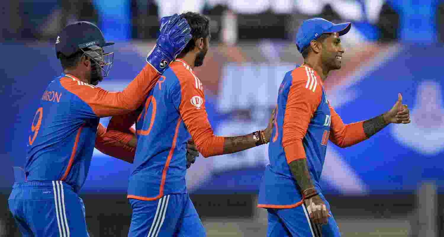 India take 2-0 series lead with thrilling victory over England. India take 2-0 series lead with thrilling victory over England.