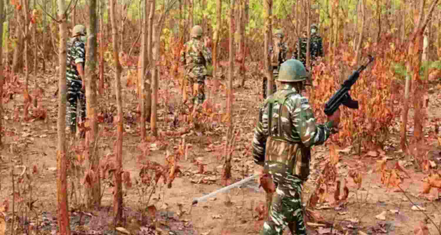Chhattisgarh police kill 7 Naxals in forest operation. Chhattisgarh police kill 7 Naxals in forest operation.