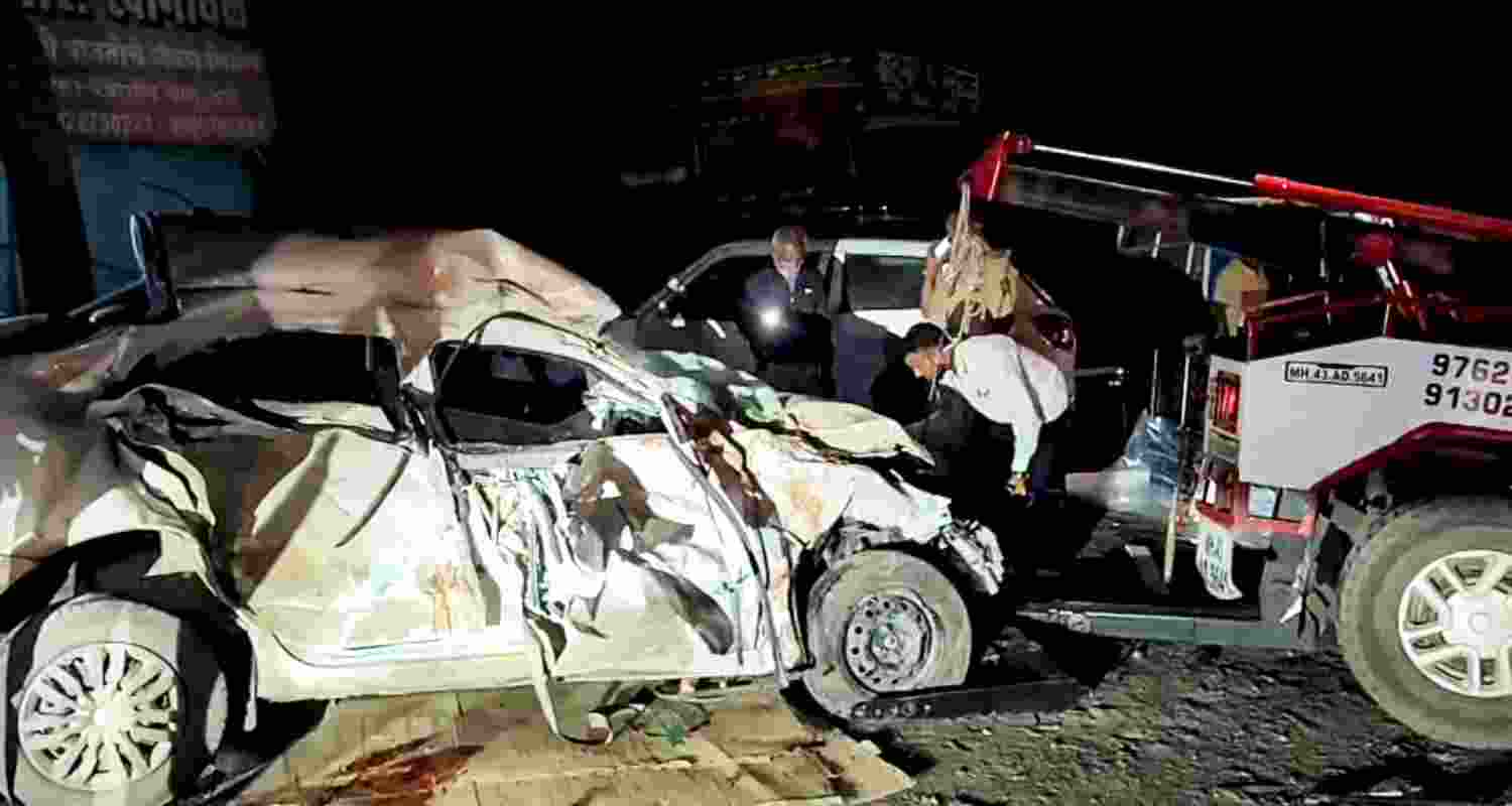 Fatal crash on Jejuri Morgaon road claims seven lives. Fatal crash on Jejuri Morgaon road claims seven lives.