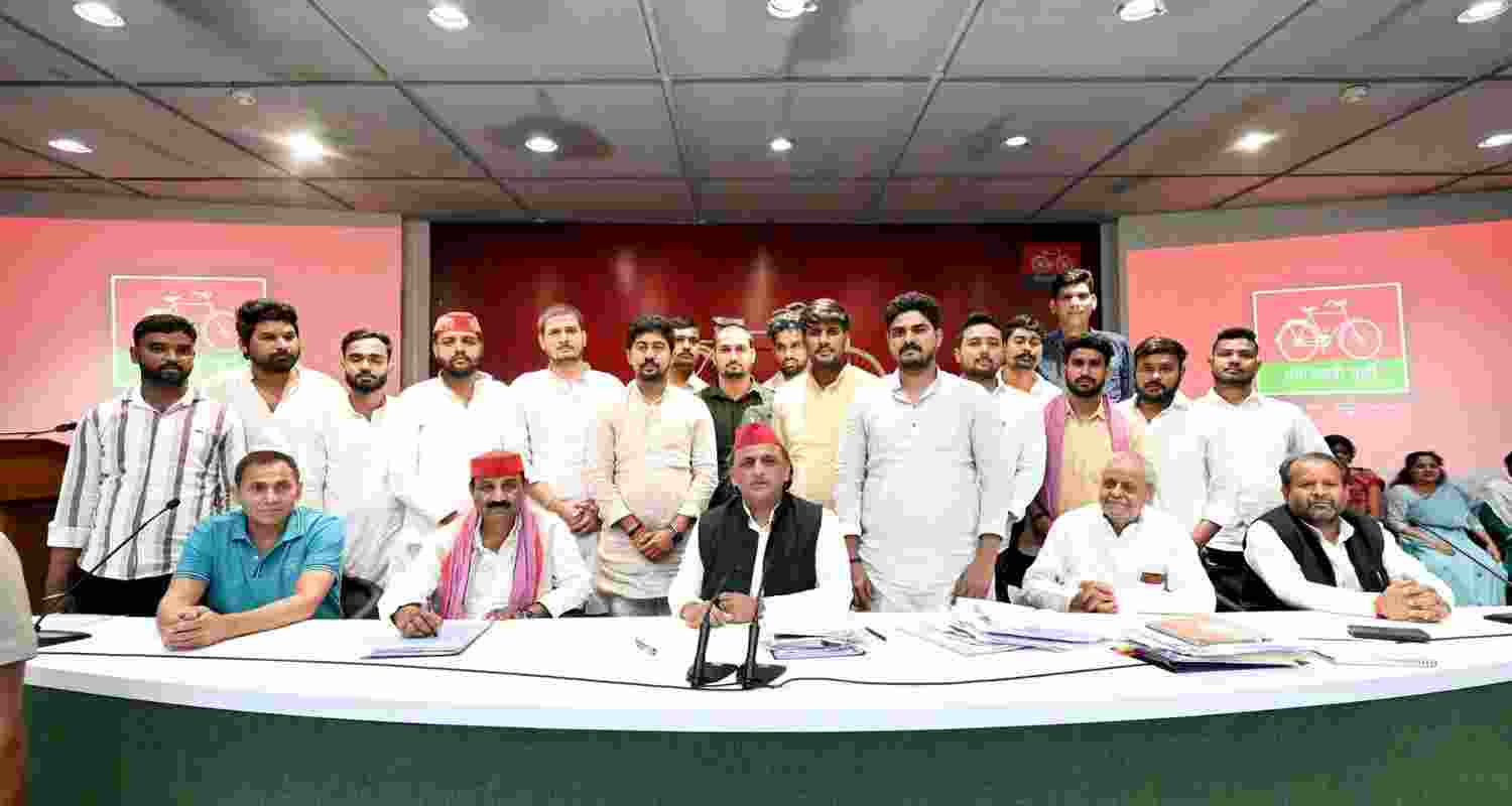 Samajwadi Party Supremo Akhilesh Yadav hits out at BJP over metro promise in Gorakhpur. Samajwadi Party Supremo Akhilesh Yadav hits out at BJP over metro promise in Gorakhpur.