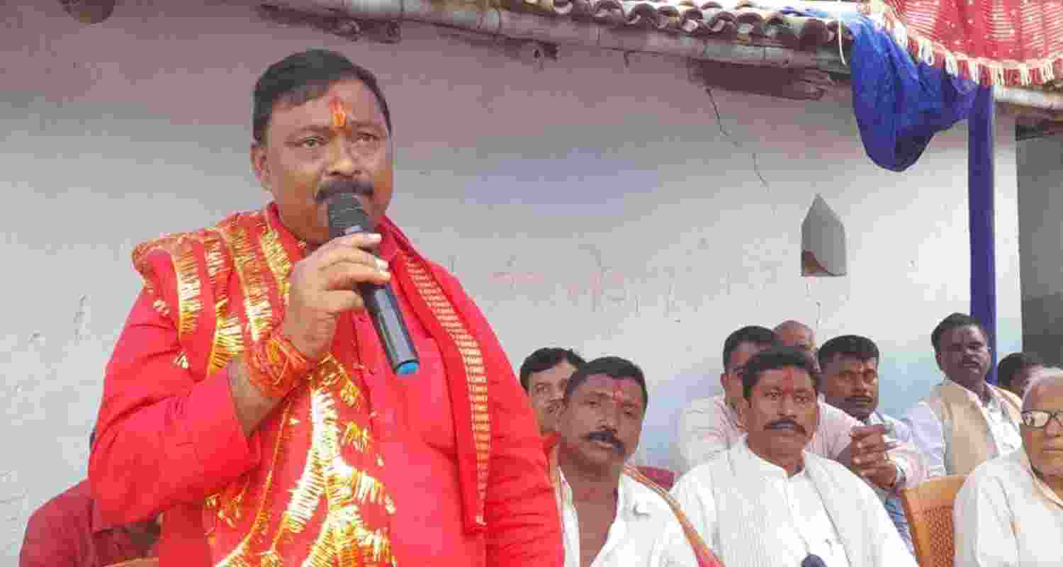 Cyber frauds dupe Jharkhand MLA Kushwaha Shashi Bhushan Mehta of ₹1.27 lakh. Cyber frauds dupe Jharkhand MLA Kushwaha Shashi Bhushan Mehta of ₹1.27 lakh.