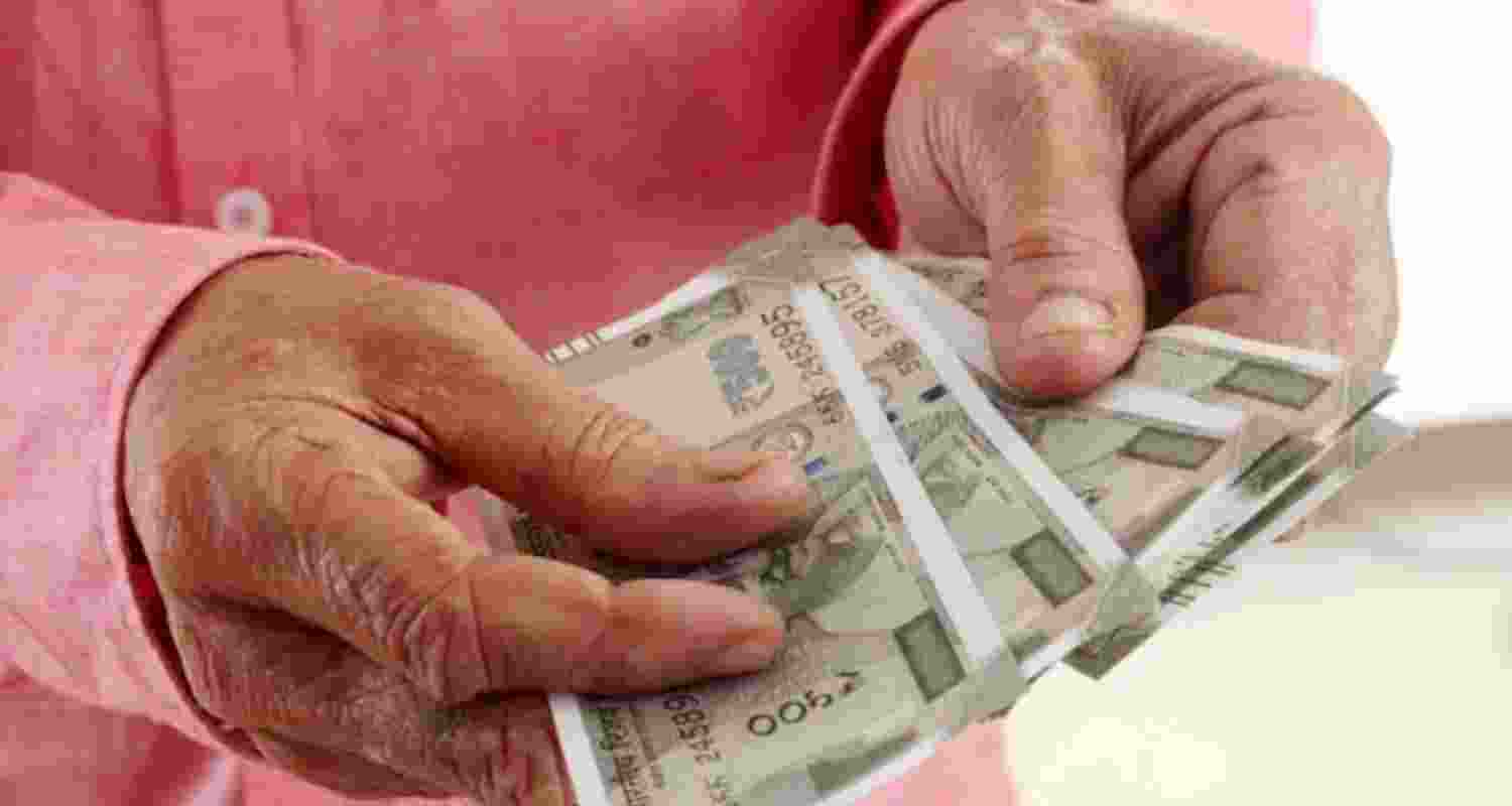 Cabinet approves 3 percent DA hike for govt staff and retirees. Cabinet approves 3 percent DA hike for govt staff and retirees.